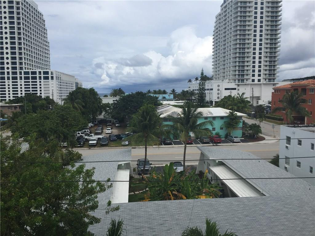 BRITANNIA CONDO - Residential Lease