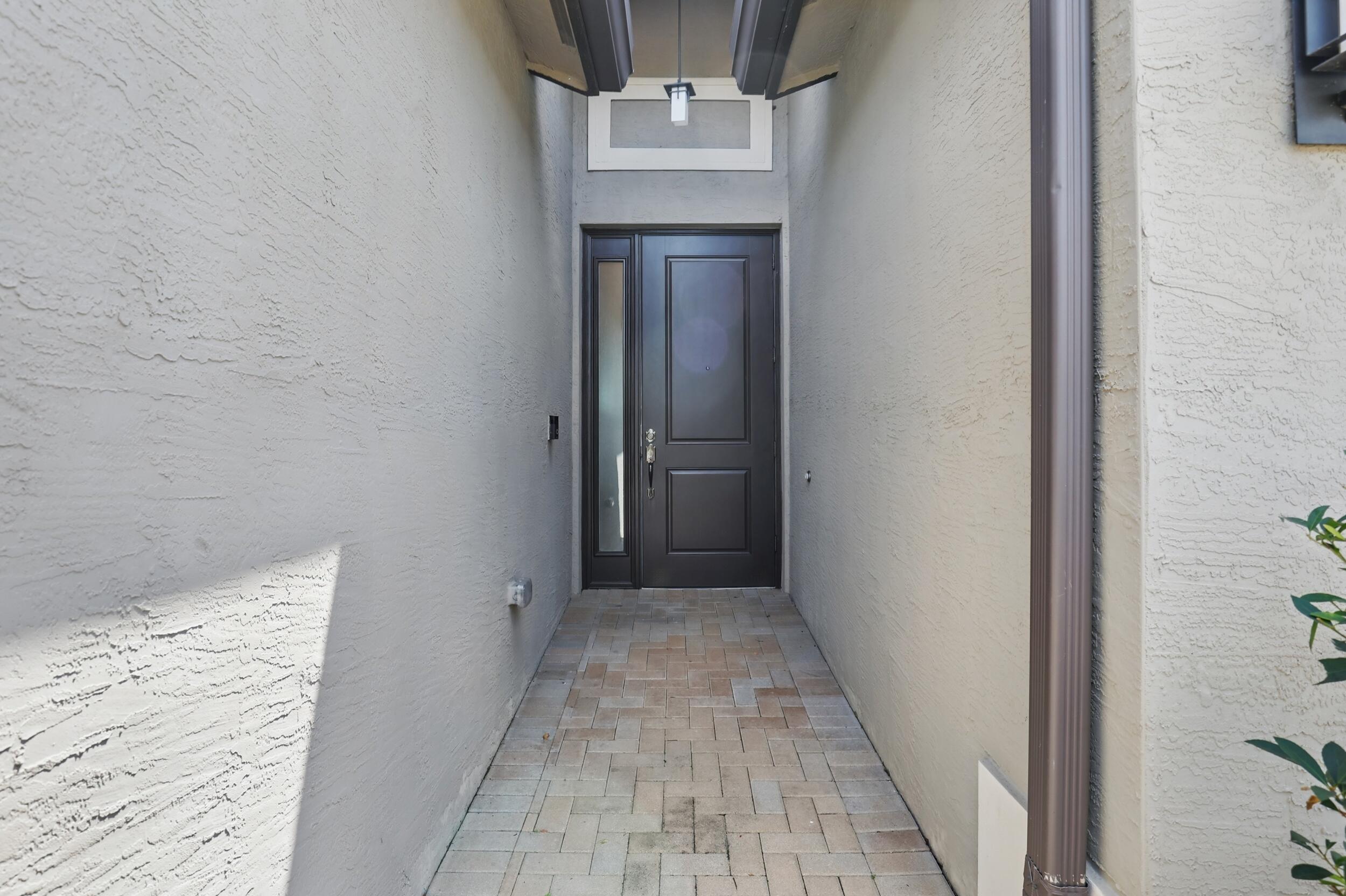 11104 SW Carriage Hill Lane