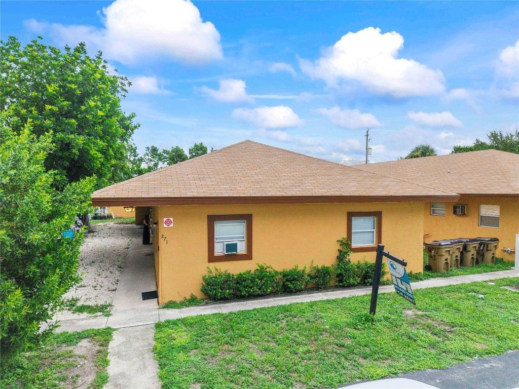 Photo of 279 SW 1st Street #1, Deerfield Beach, FL 33441 (MLS # F10546642)