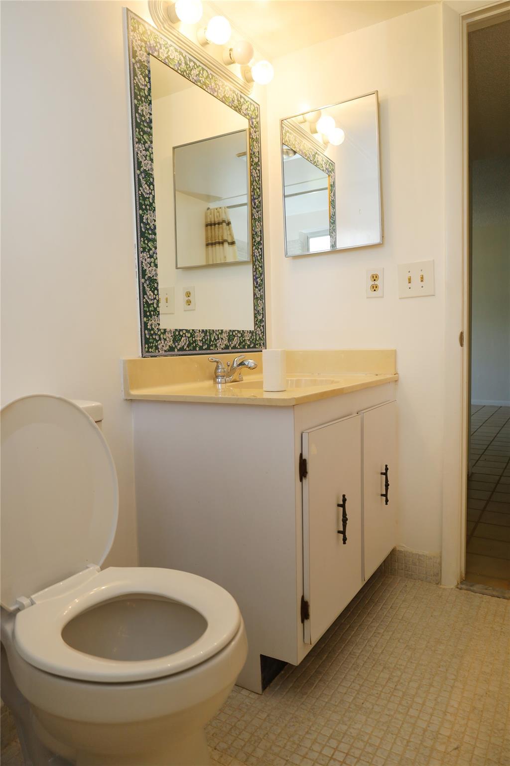 PALM GREENS - Residential