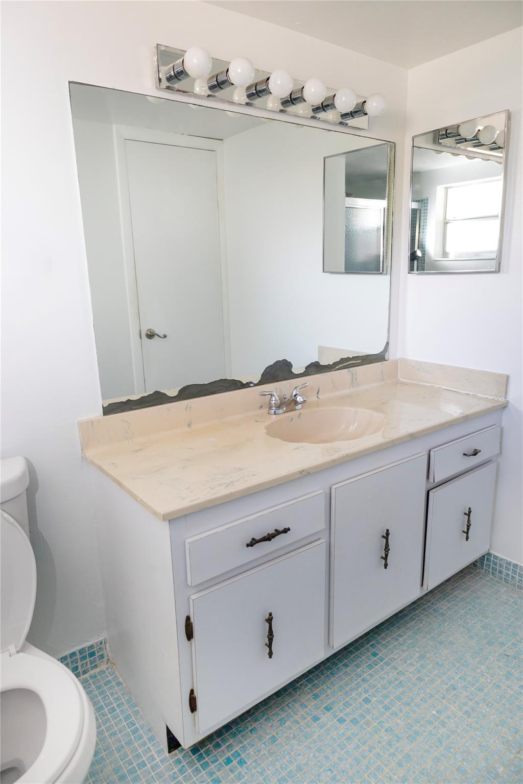 PALM GREENS - Residential