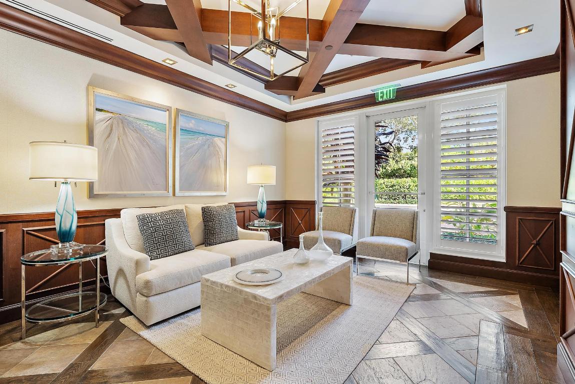 COMMODORE-ANCHORAGE AT JUPITER YACHT CLUB CONDOMIN - Residential