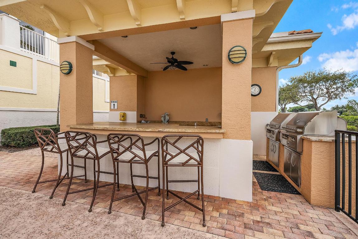 COMMODORE-ANCHORAGE AT JUPITER YACHT CLUB CONDOMIN - Residential