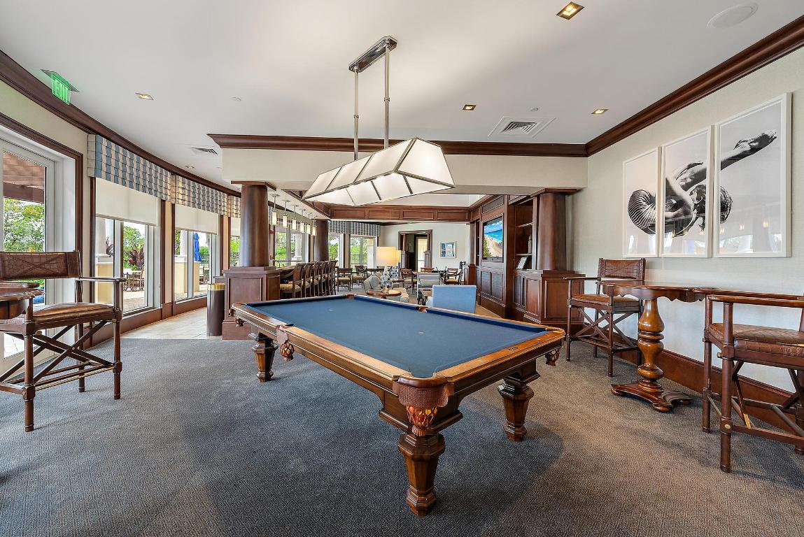 COMMODORE-ANCHORAGE AT JUPITER YACHT CLUB CONDOMIN - Residential