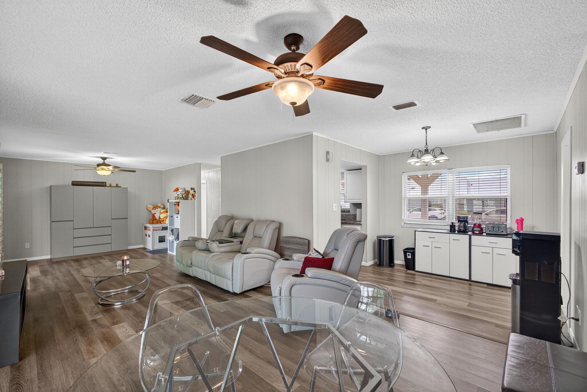 PORT ST LUCIE SECTION 6 - Residential