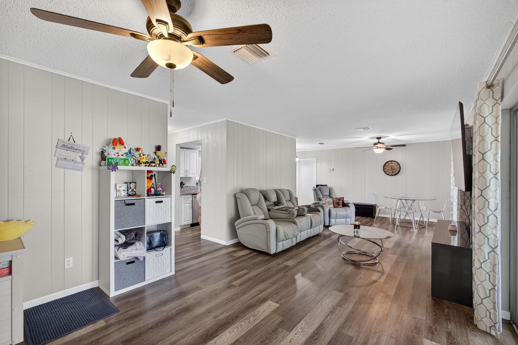 PORT ST LUCIE SECTION 6 - Residential