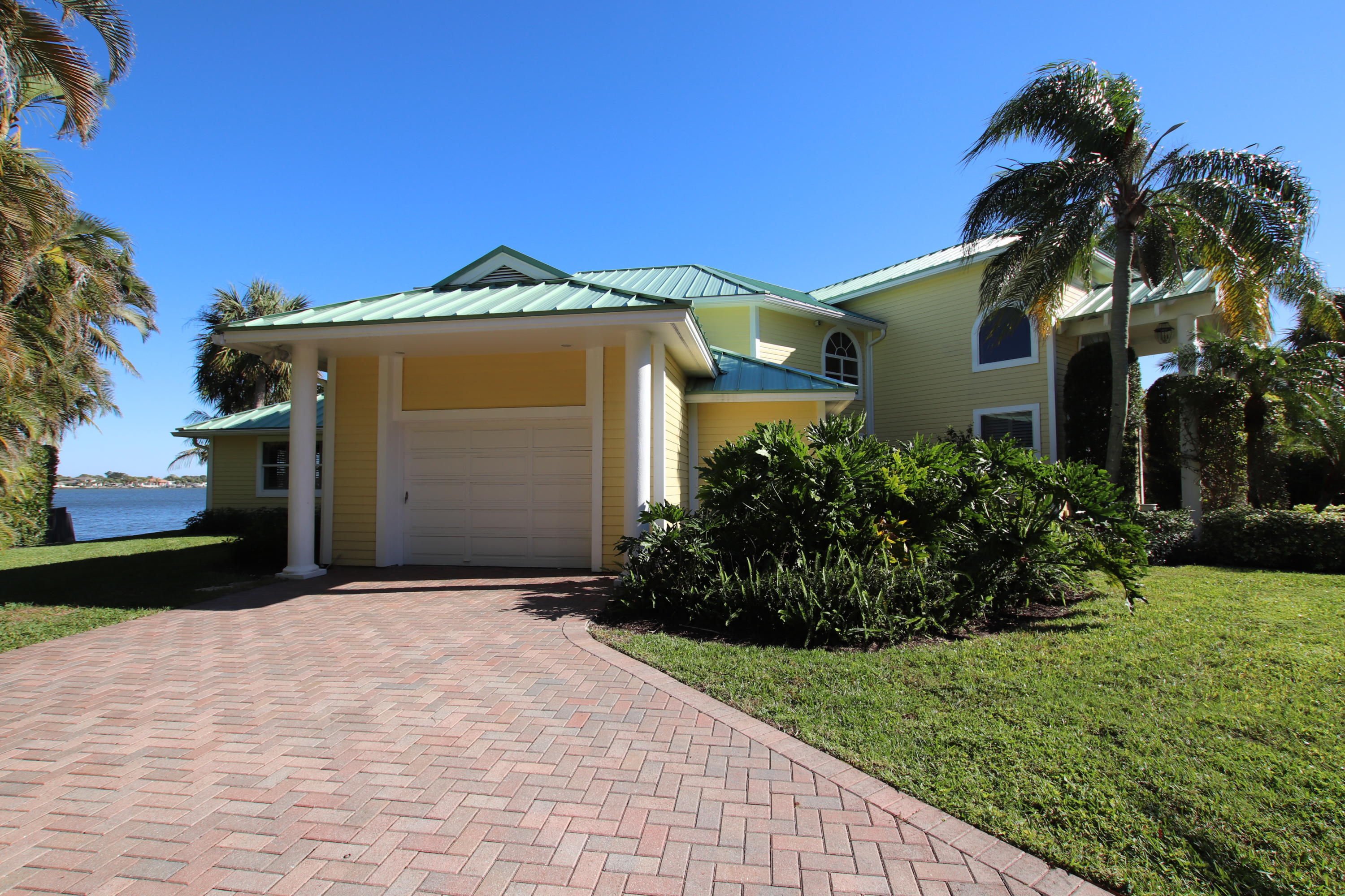 Acreage - Residential