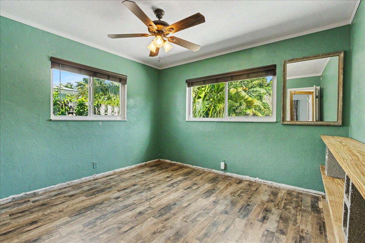 BOCA RATONE HGHTS - Residential