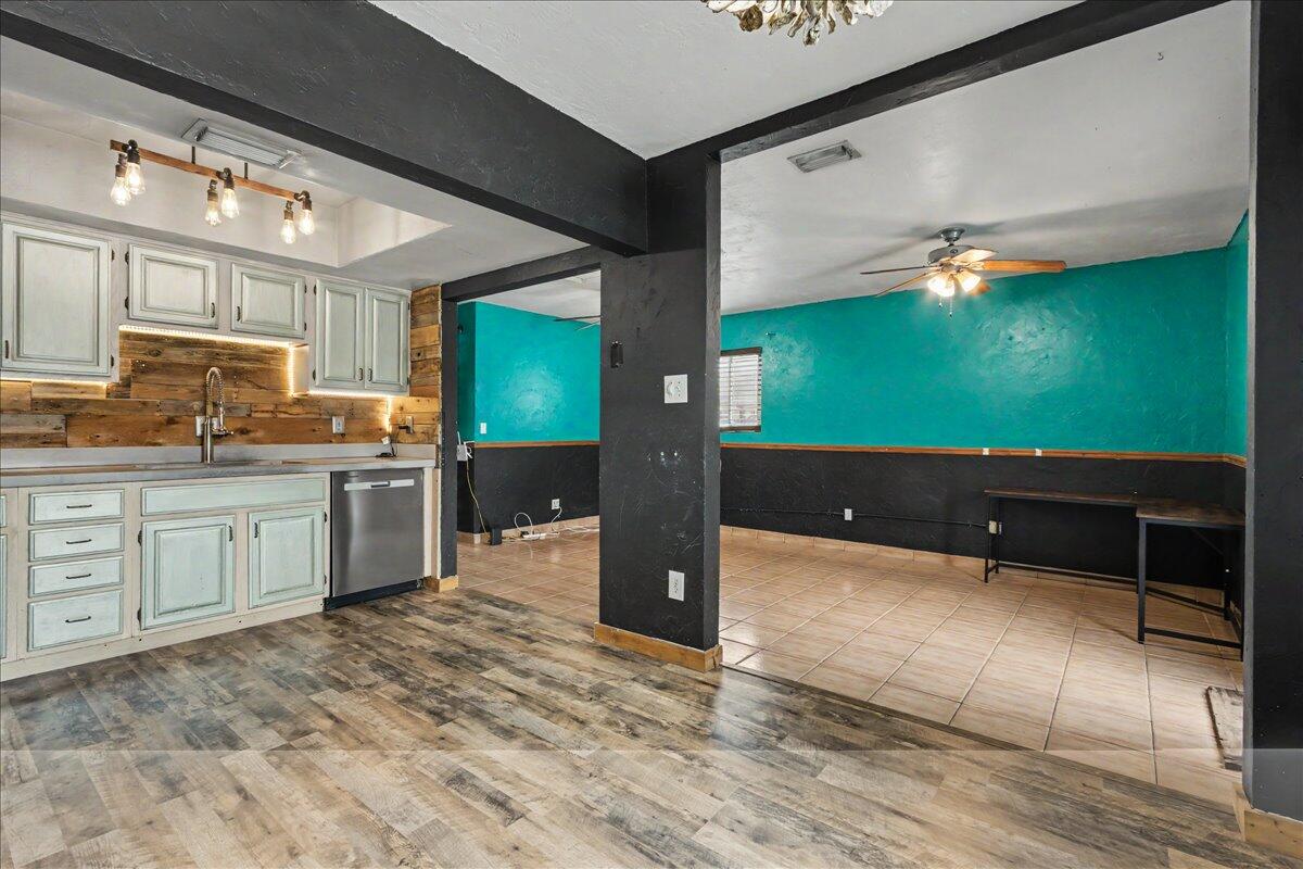 BOCA RATONE HGHTS - Residential