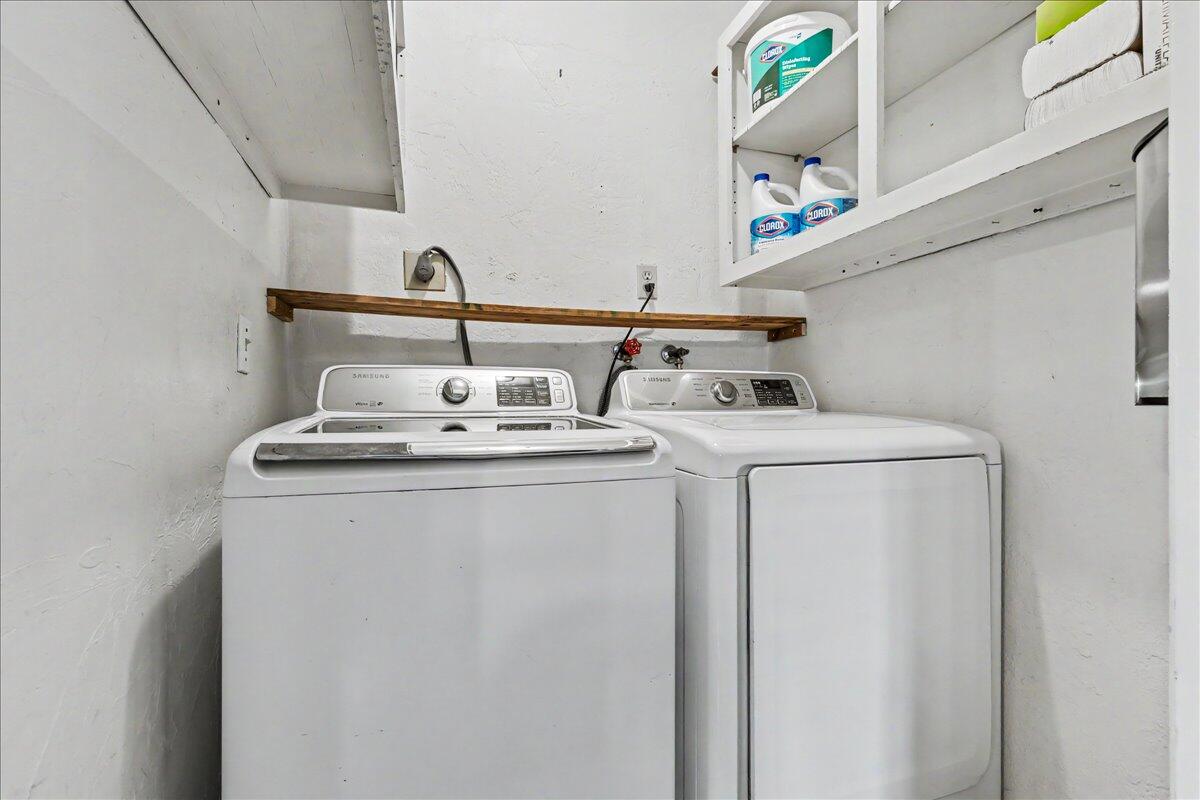 BOCA RATONE HGHTS - Residential