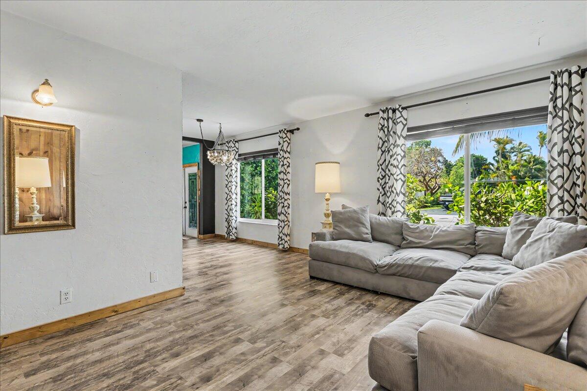 BOCA RATONE HGHTS - Residential