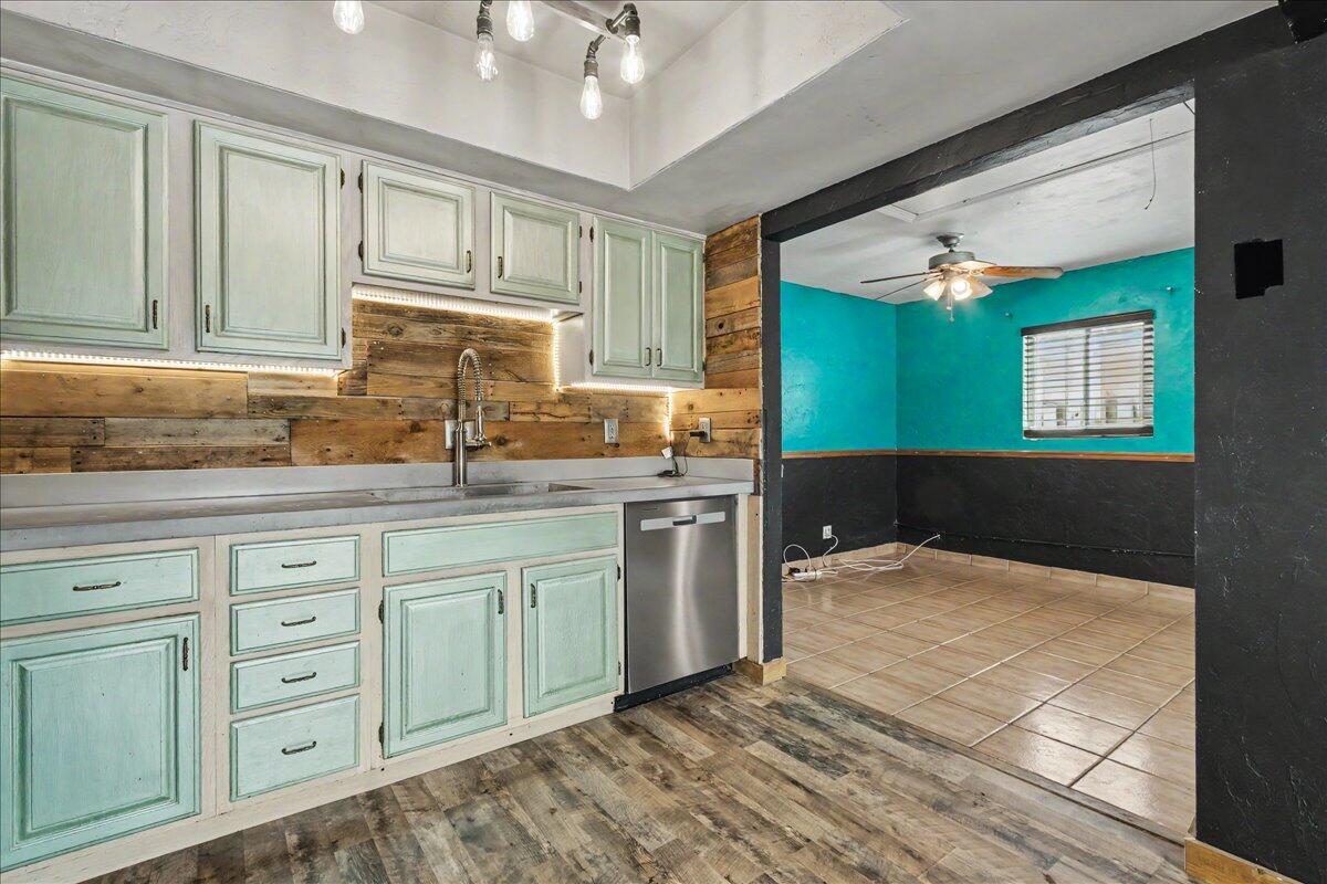 BOCA RATONE HGHTS - Residential