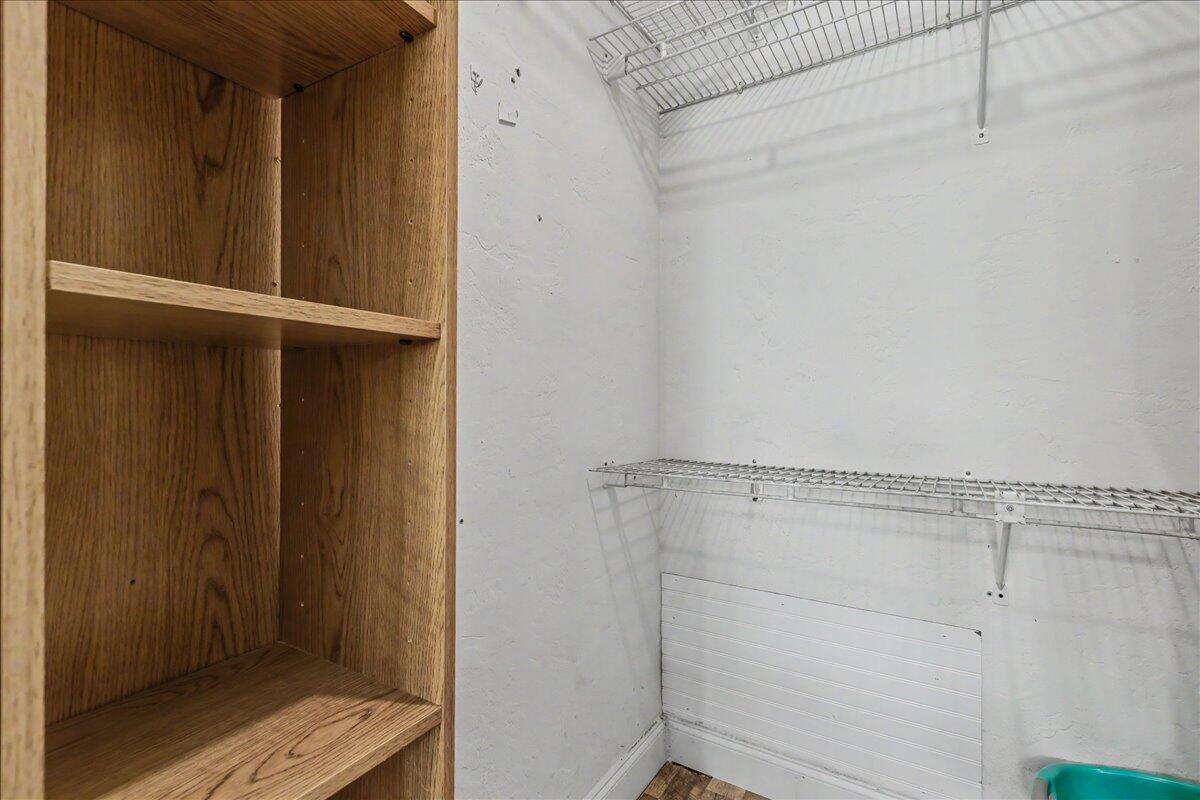 BOCA RATONE HGHTS - Residential