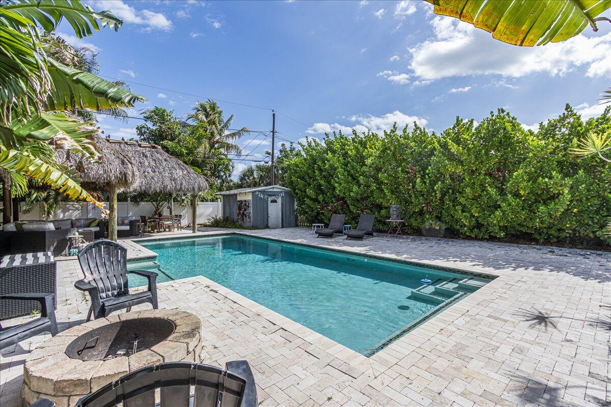 BOCA RATONE HGHTS - Residential