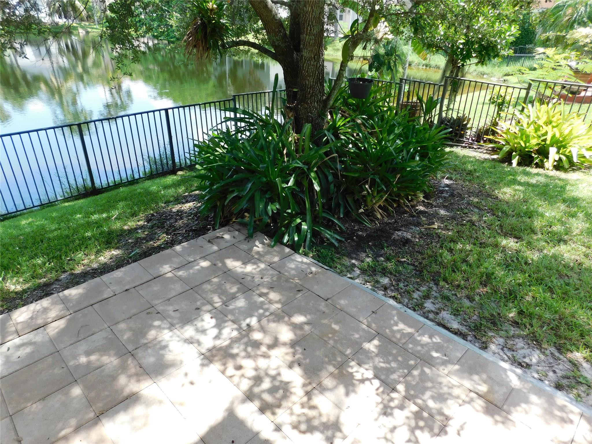ST JAMES PLAT - Residential Lease