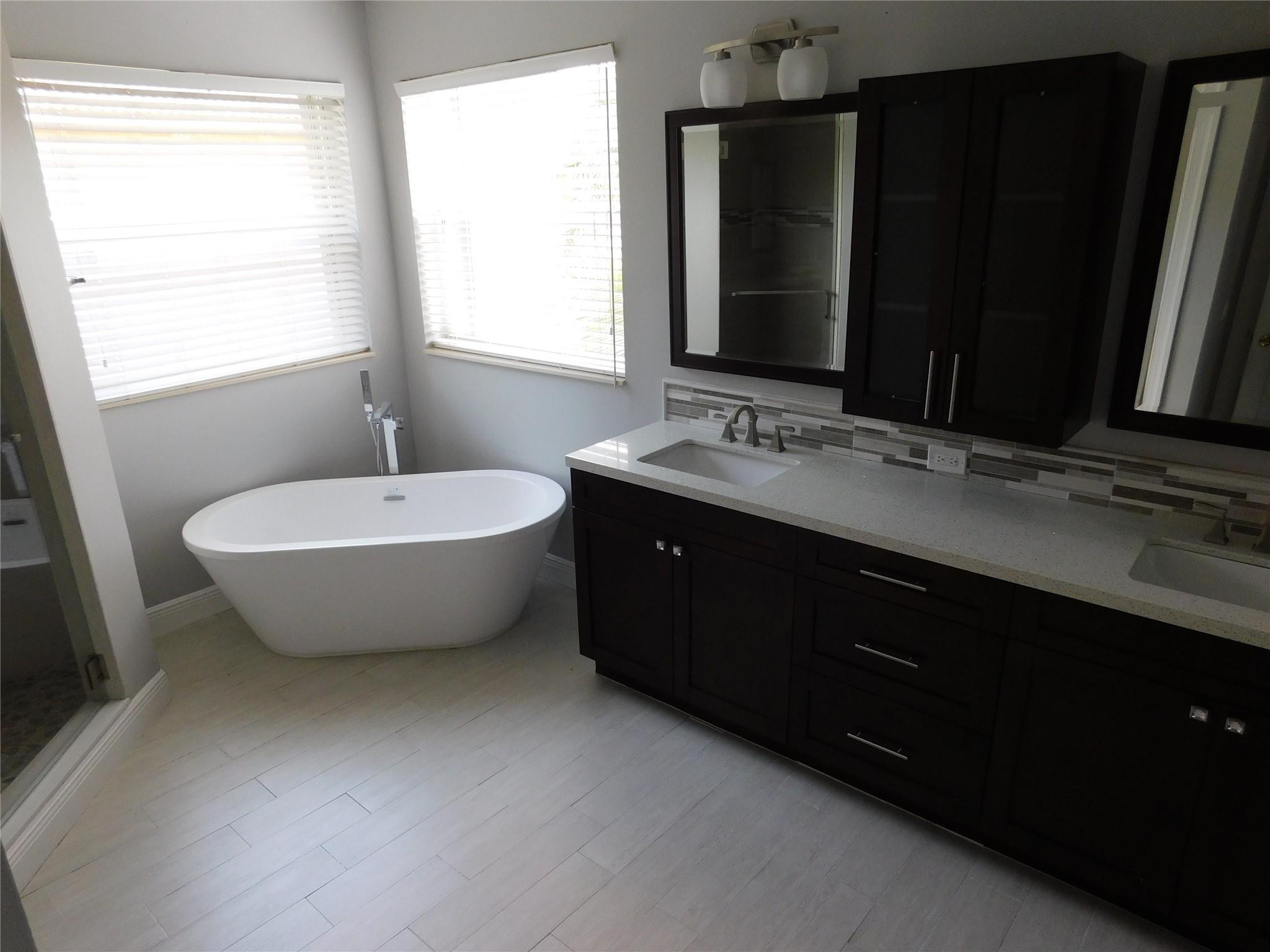 ST JAMES PLAT - Residential Lease