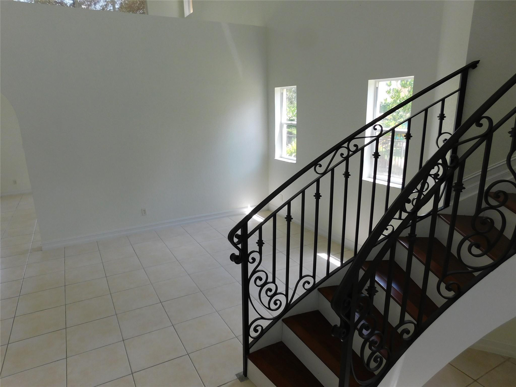 ST JAMES PLAT - Residential Lease