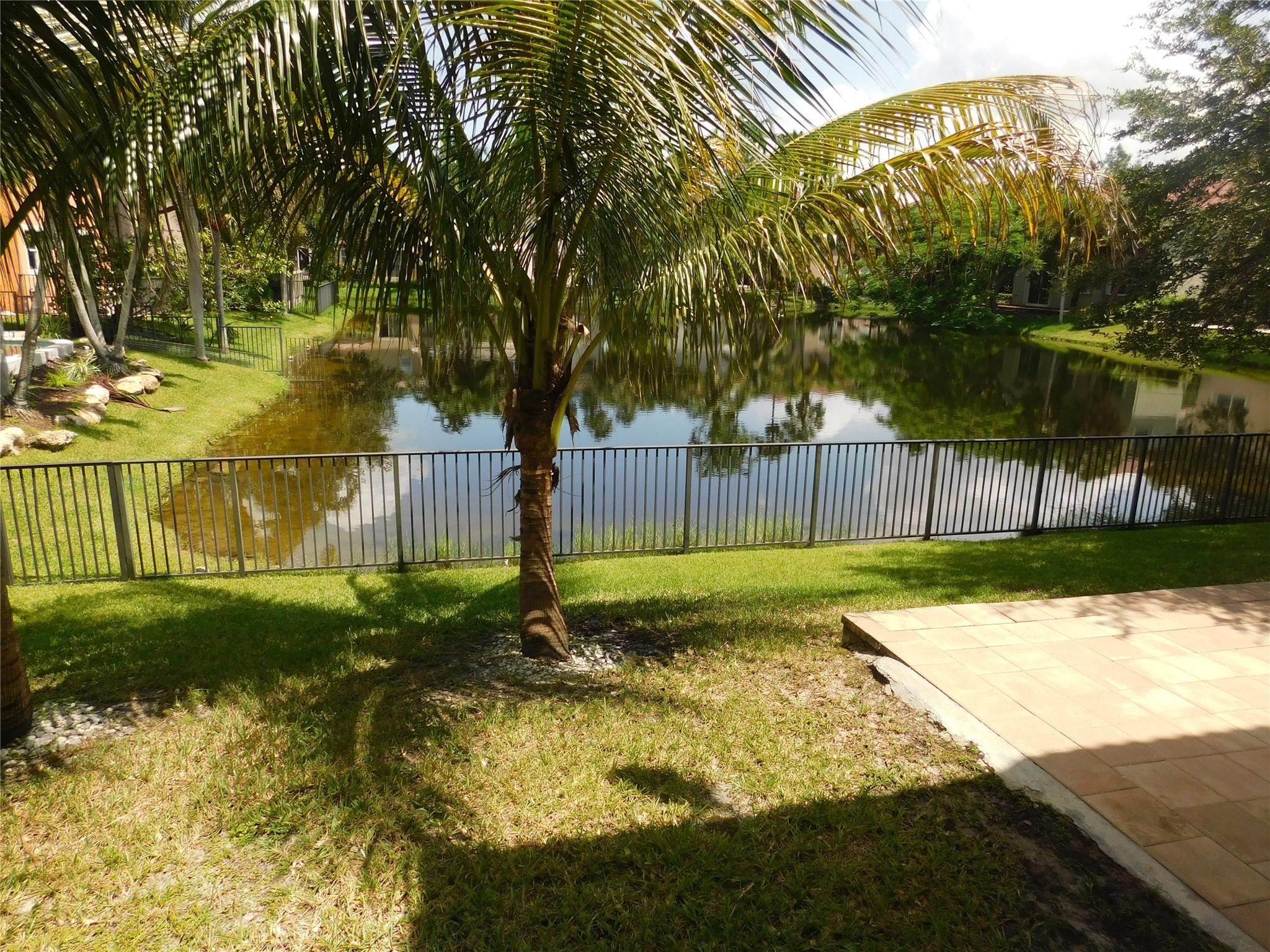 ST JAMES PLAT - Residential Lease