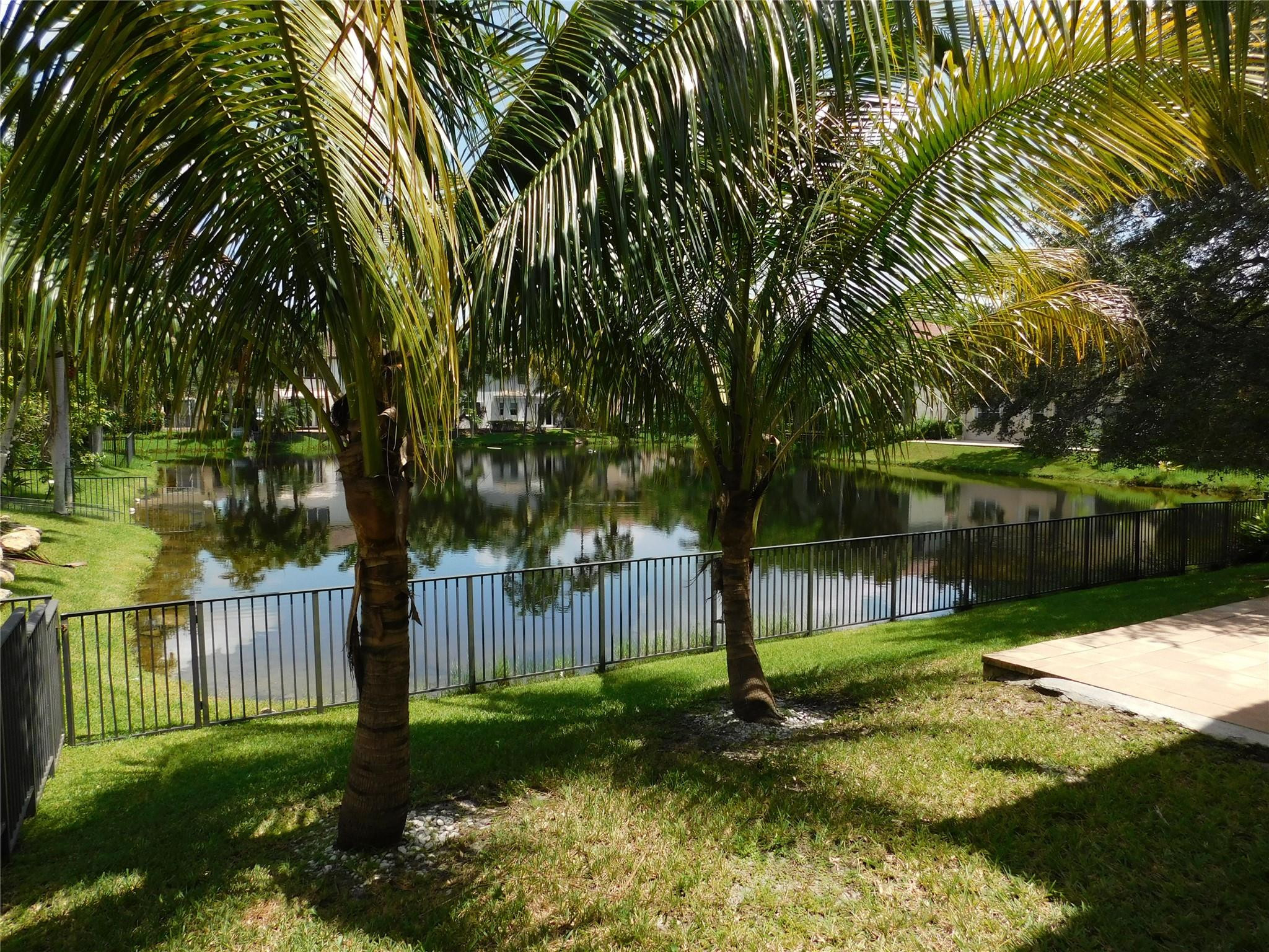 ST JAMES PLAT - Residential Lease