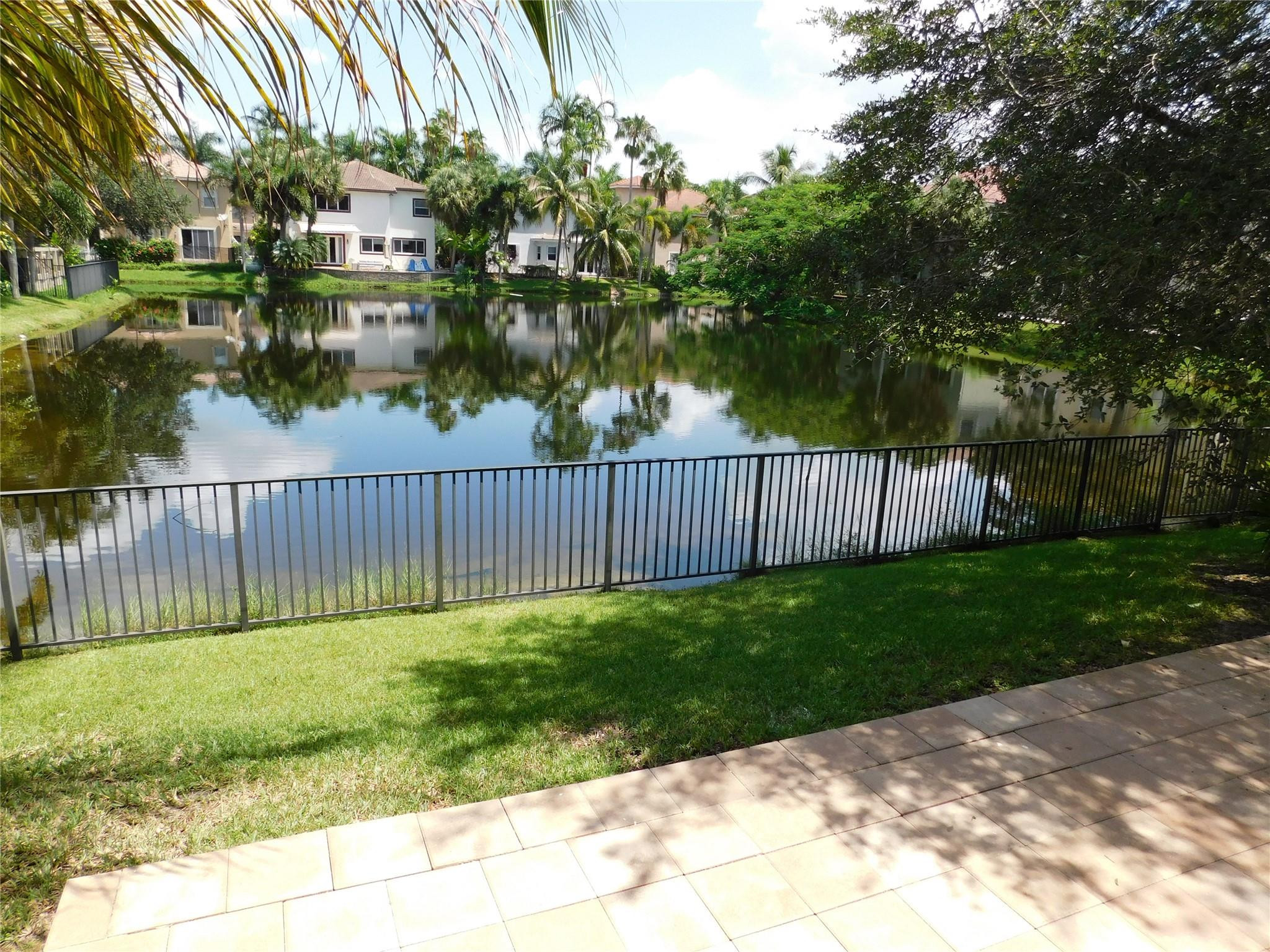 ST JAMES PLAT - Residential Lease