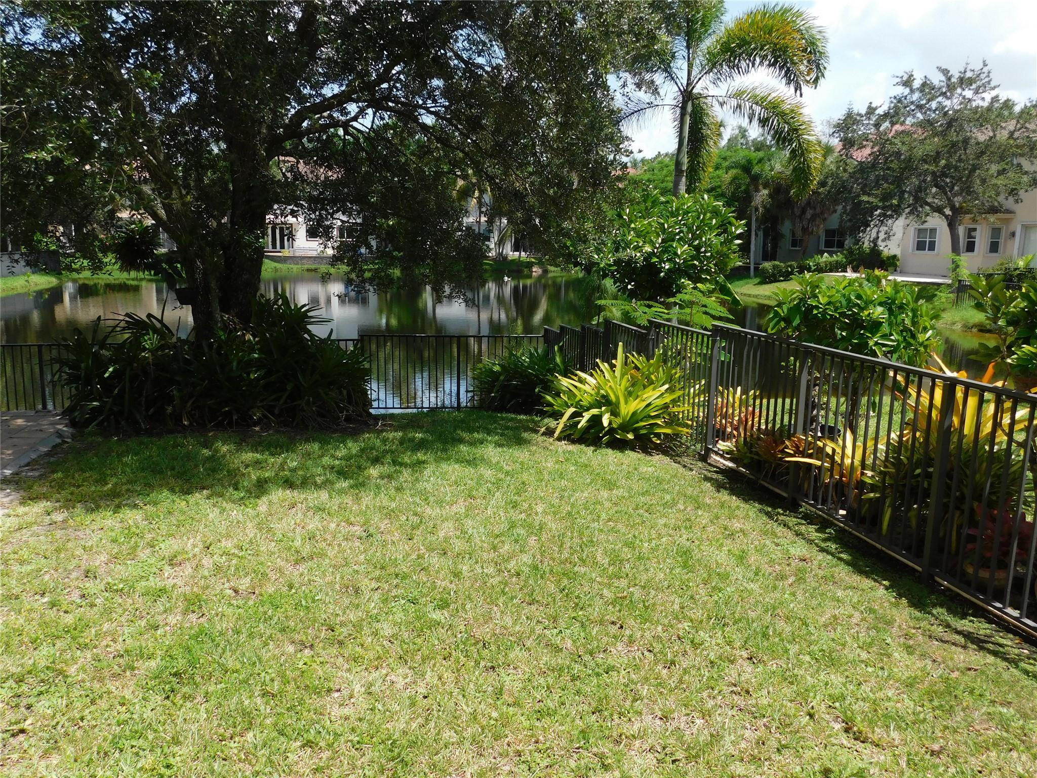ST JAMES PLAT - Residential Lease