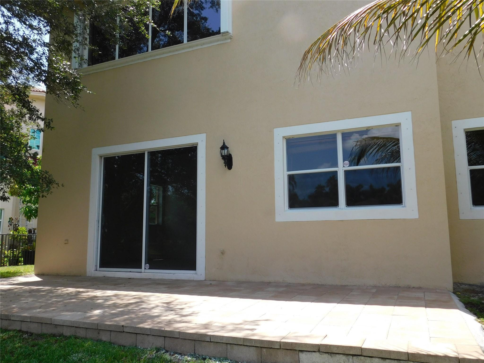 ST JAMES PLAT - Residential Lease