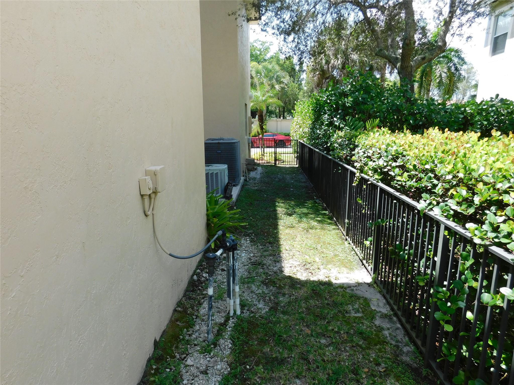 ST JAMES PLAT - Residential Lease