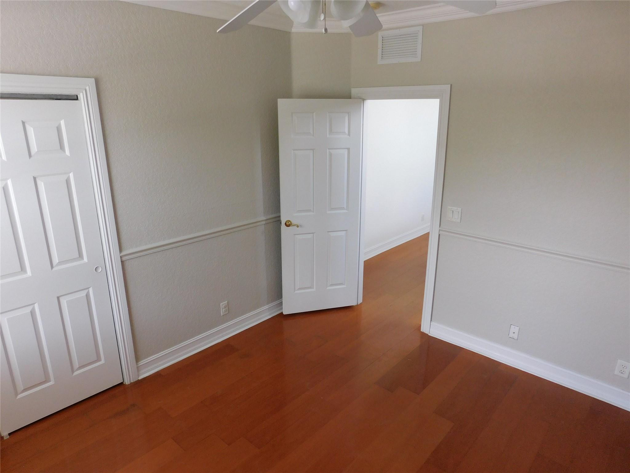 ST JAMES PLAT - Residential Lease