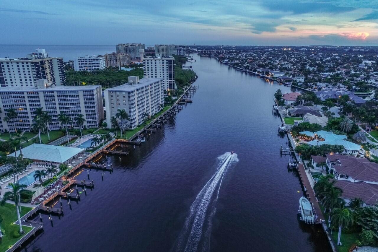 SEAGATE OF HIGHLAND CONDO - Residential
