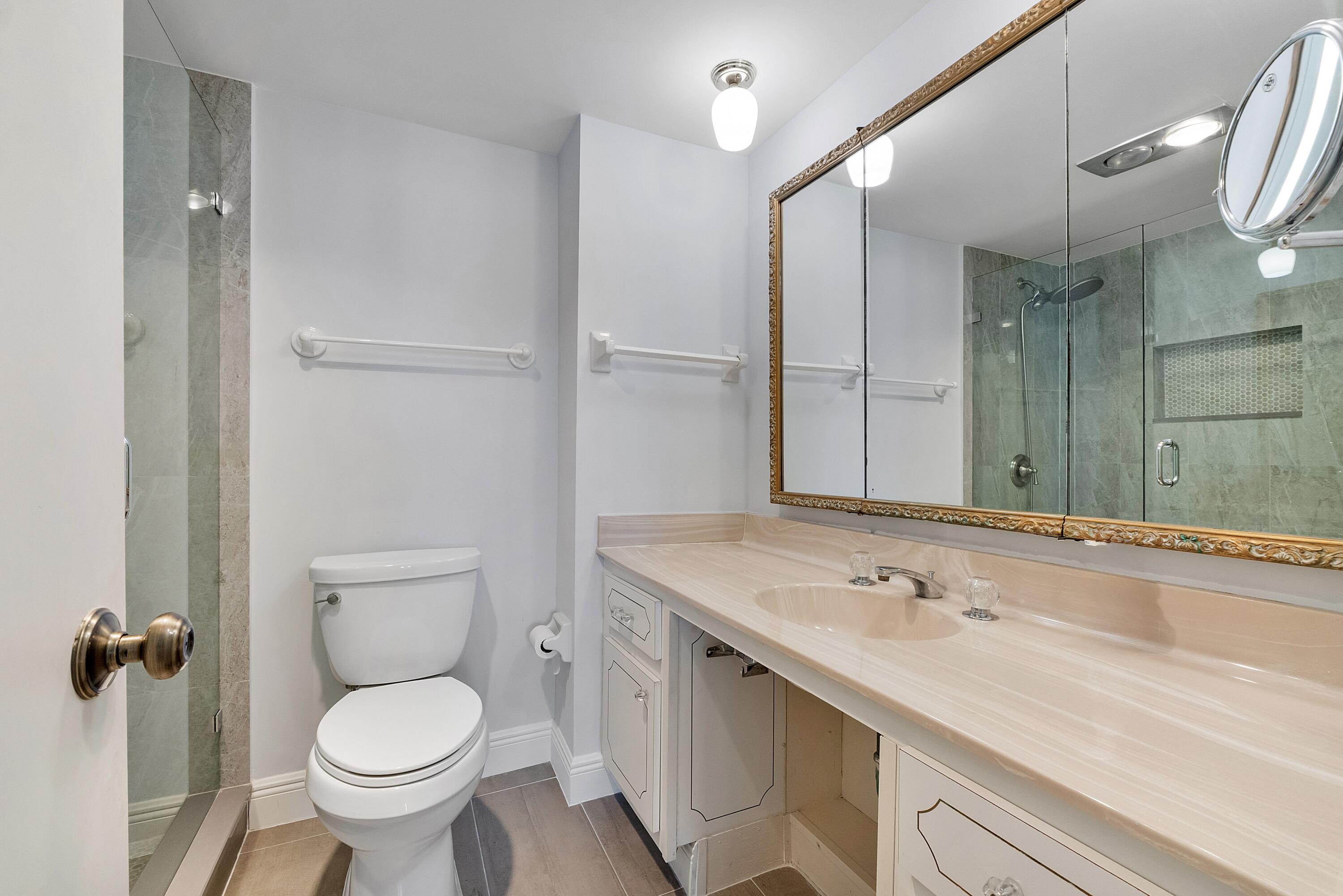 SEAGATE OF HIGHLAND CONDO - Residential