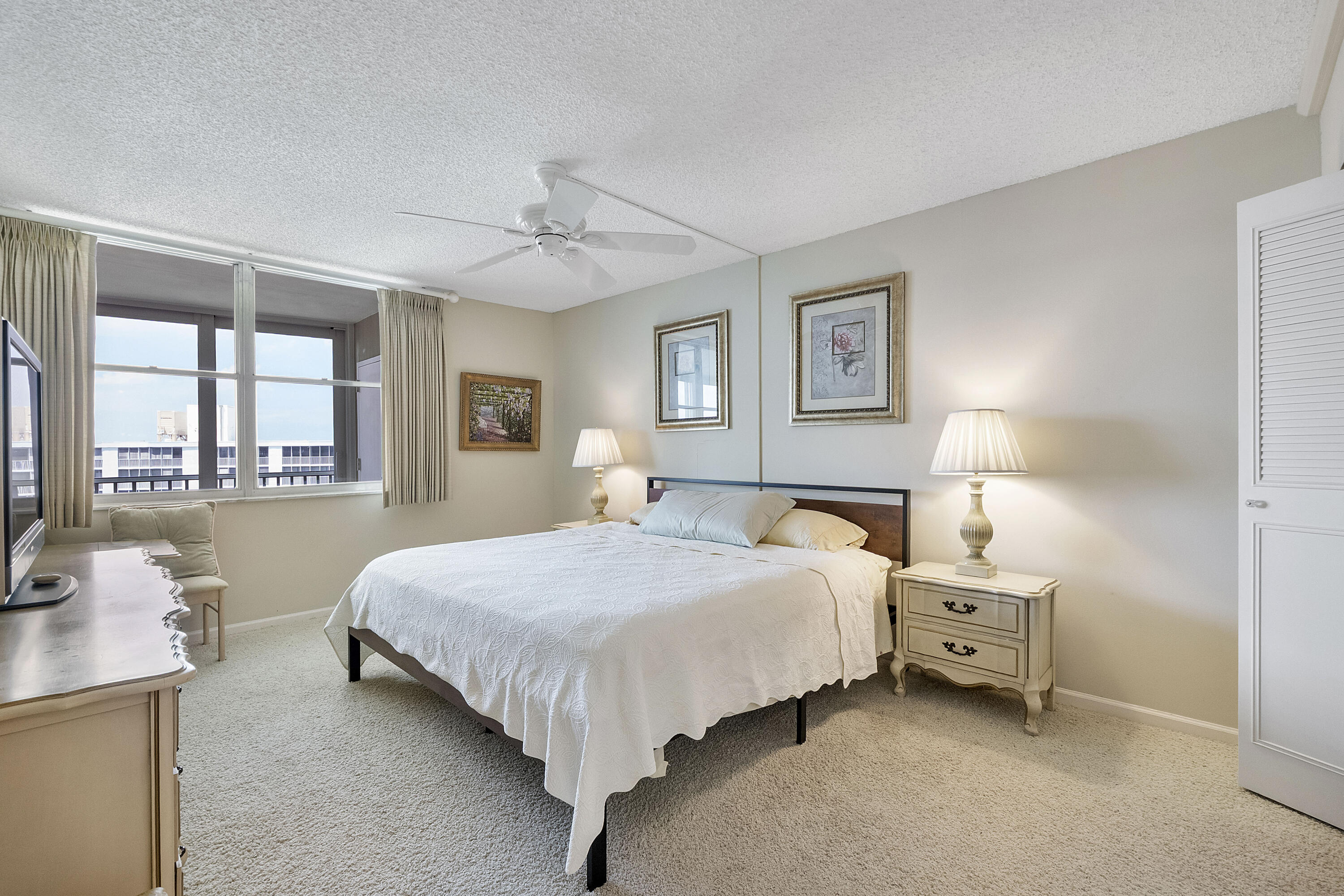 SEAGATE OF HIGHLAND CONDO - Residential