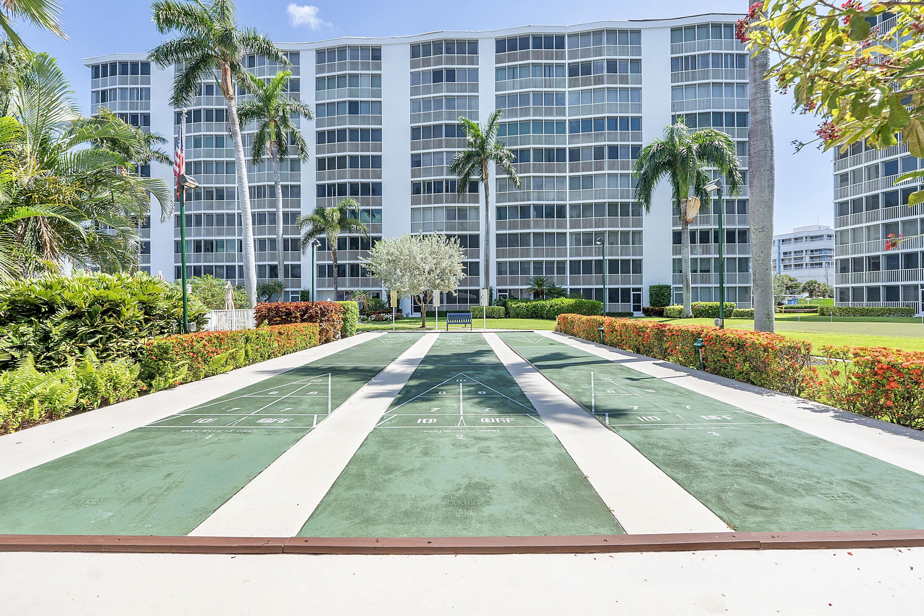 SEAGATE OF HIGHLAND CONDO - Residential