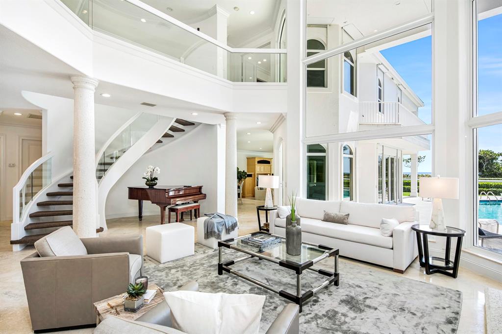 BEACHWAY NORTH - Residential