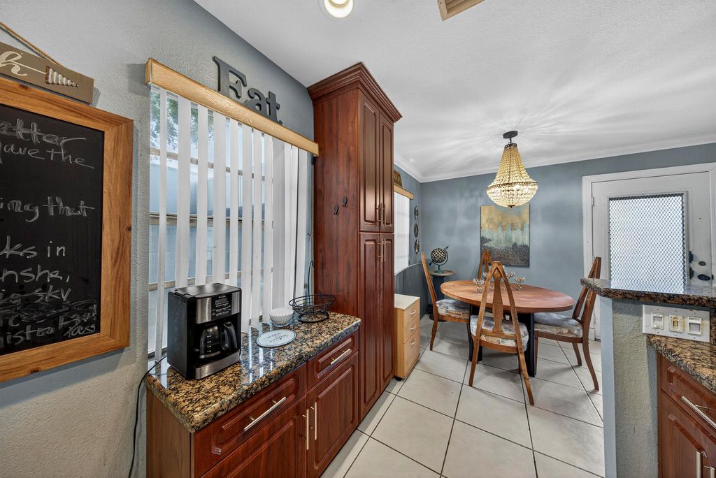 Photo of 944 Normandy Trail #T, Delray Beach, FL 33484 (MLS # R11115033)