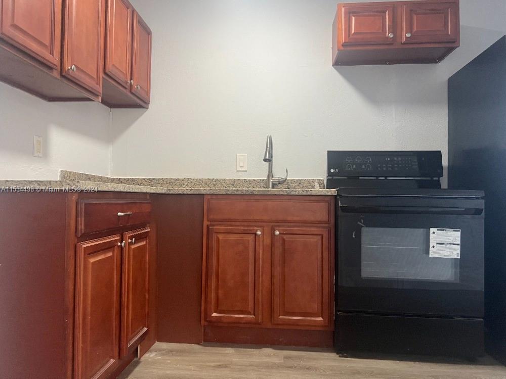 LAKE PARK - Residential Lease