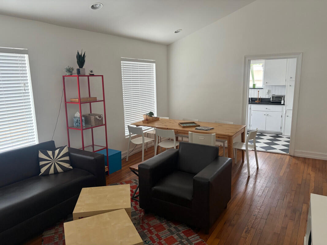 LAUDERDALE - Residential Lease