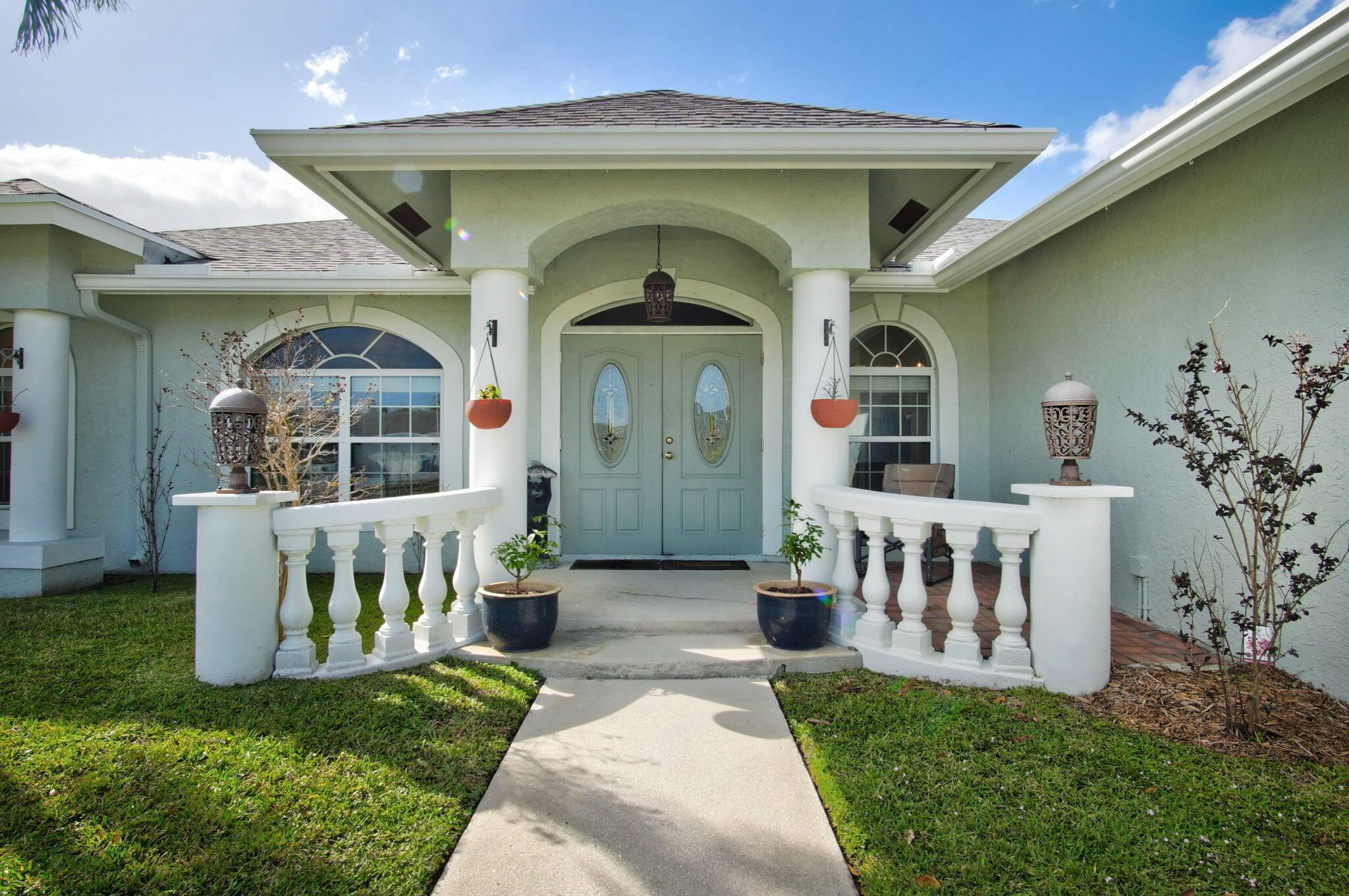 314 Las Palmas Street