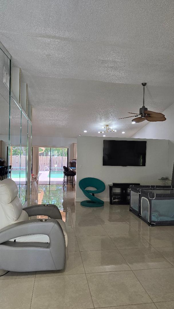 2499 NW 92nd Avenue