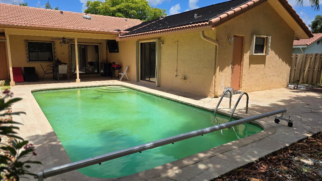 CORAL SPRINGS UNIVERSITY DRIVE - Residential