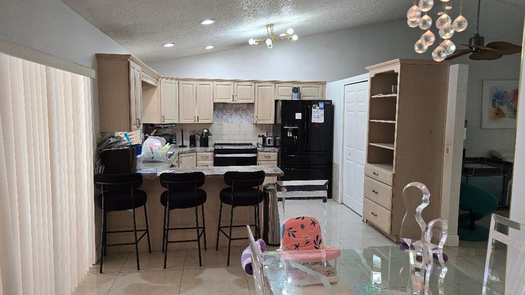 CORAL SPRINGS UNIVERSITY DRIVE - Residential