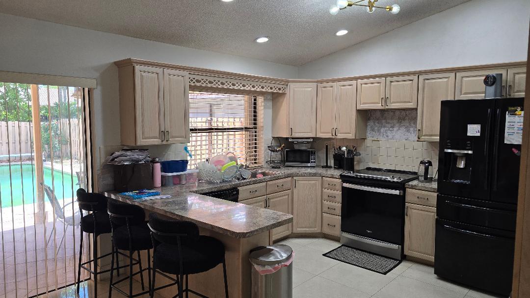 CORAL SPRINGS UNIVERSITY DRIVE - Residential
