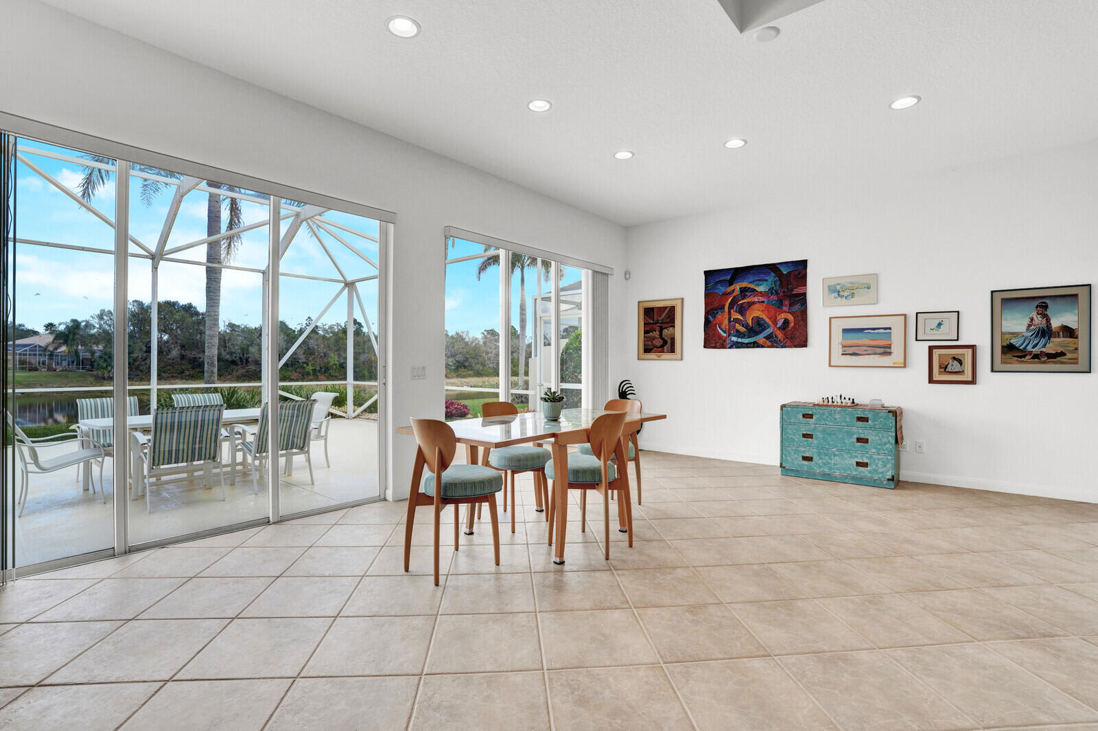 THE RETREAT - Residential