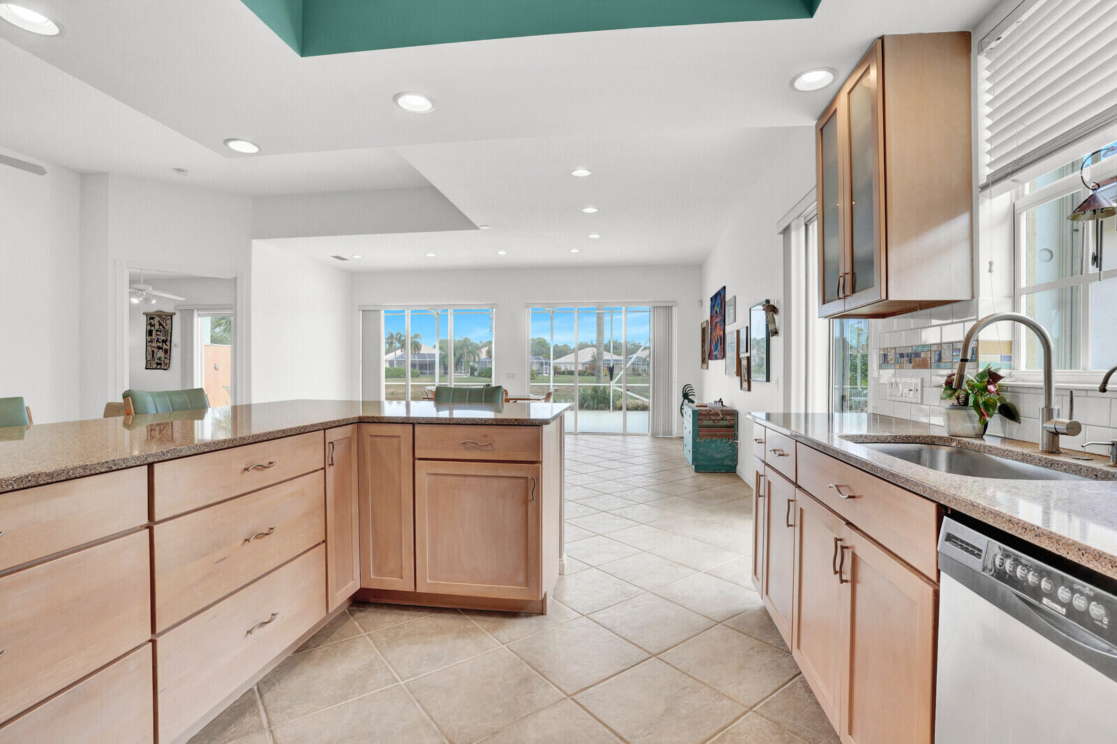 THE RETREAT - Residential