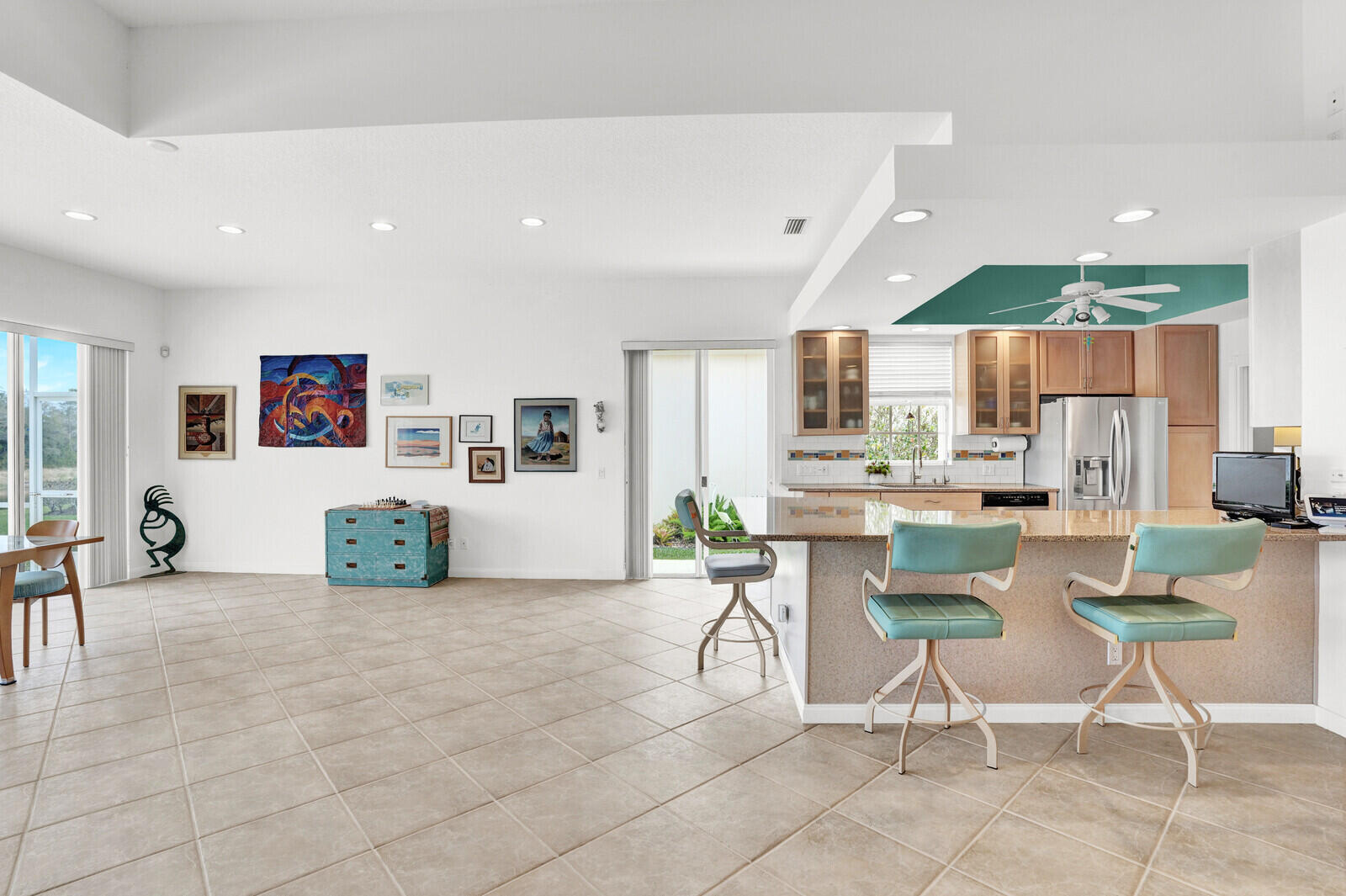 THE RETREAT - Residential