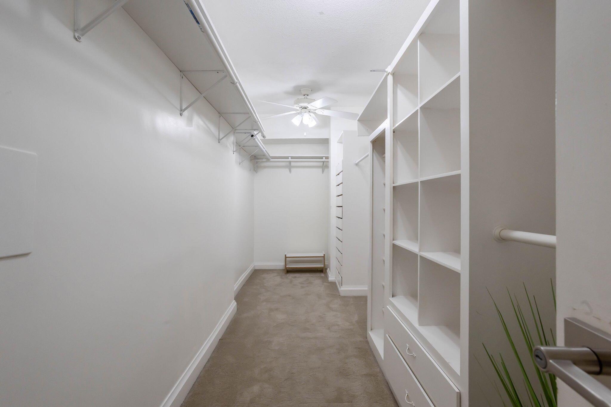 CLOISTER BEACH TOWERS - Residential