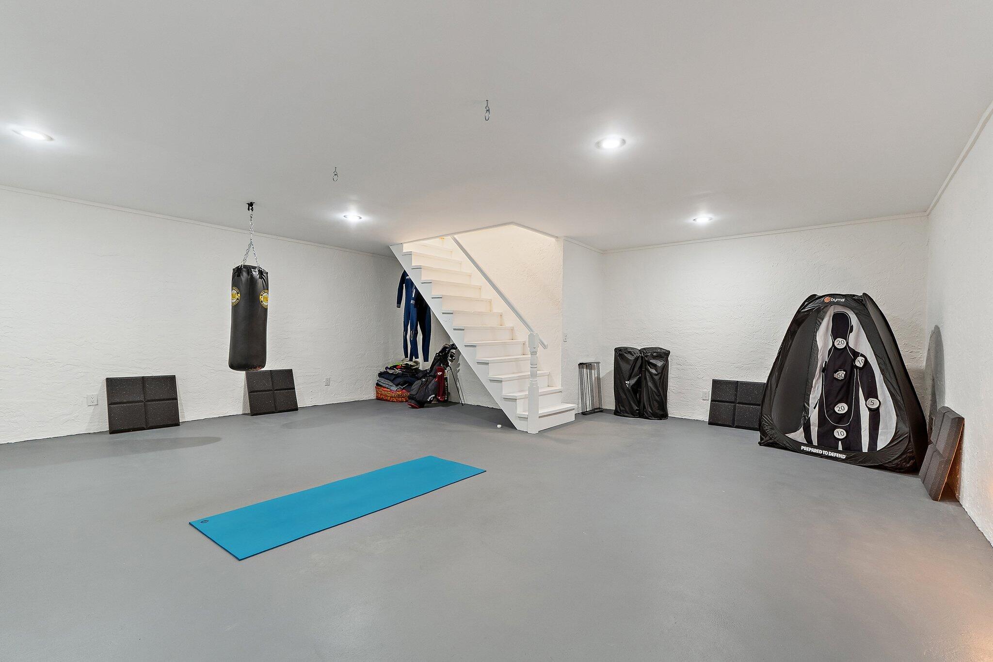 METES AND BOUNDS - Residential