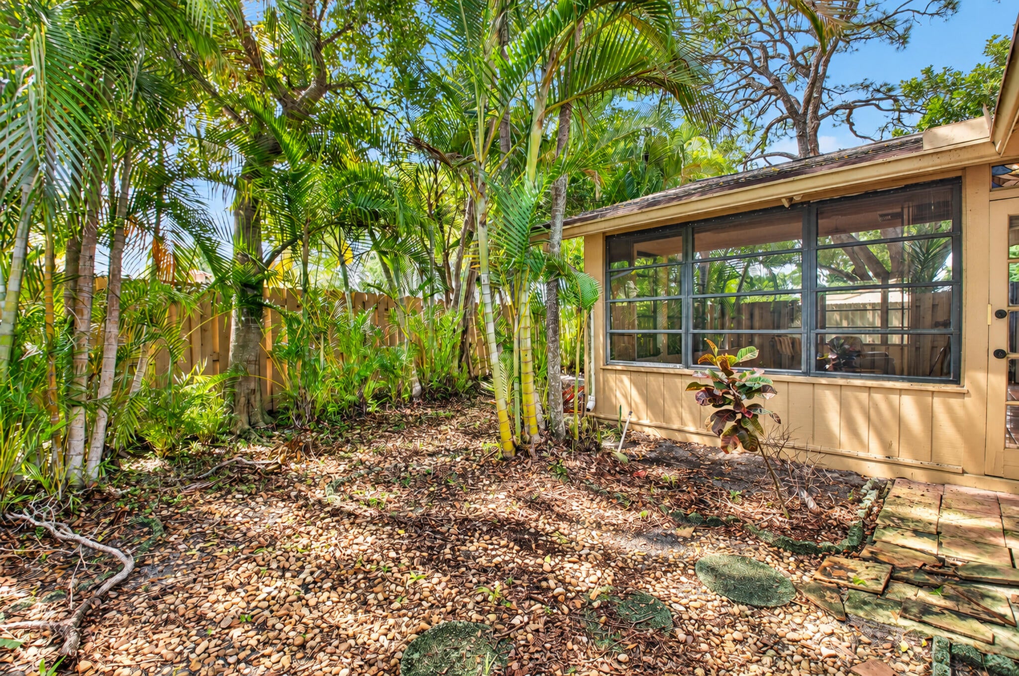 772 NW 25th Avenue