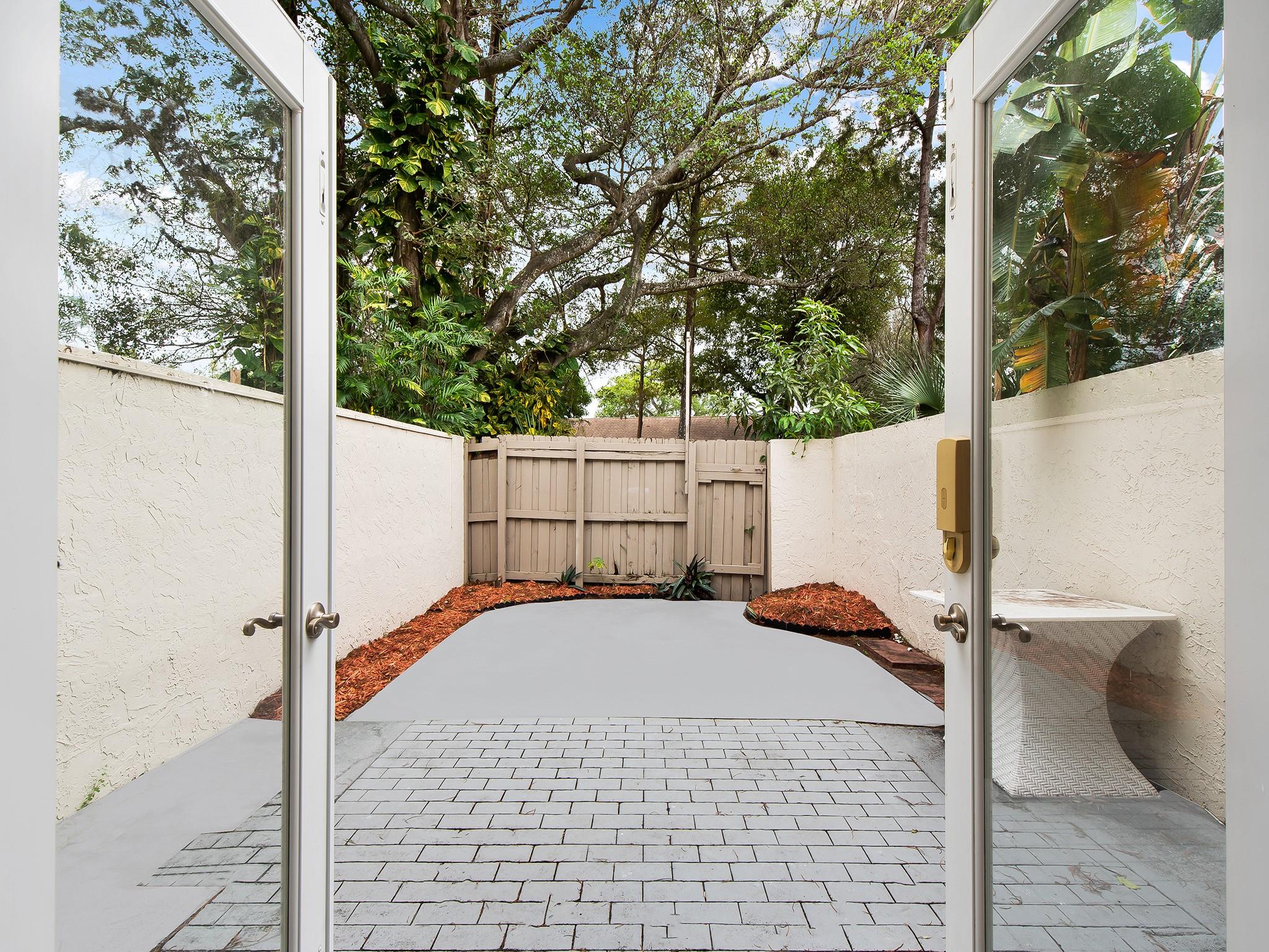 Pine West - Residential