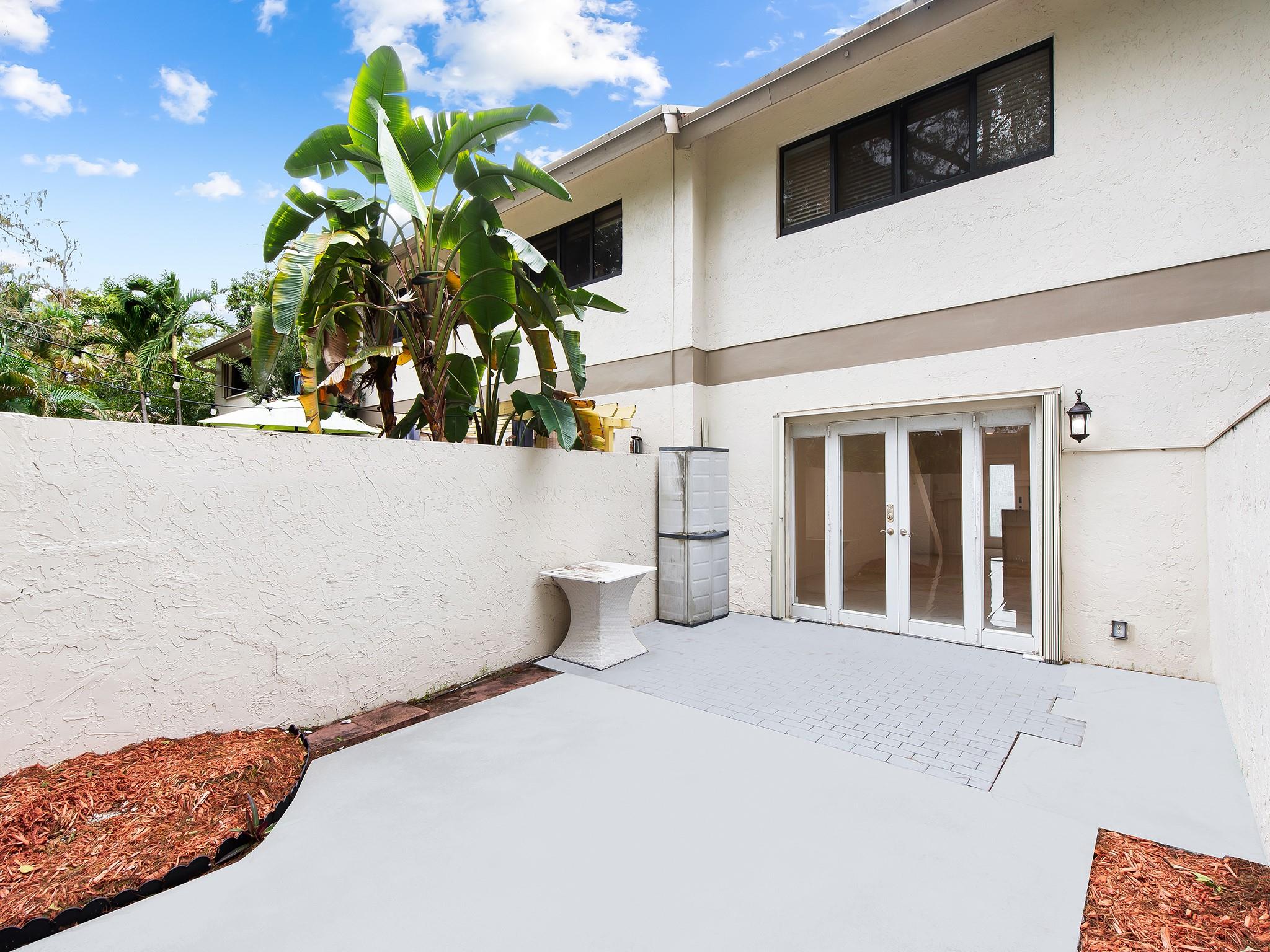 Pine West - Residential