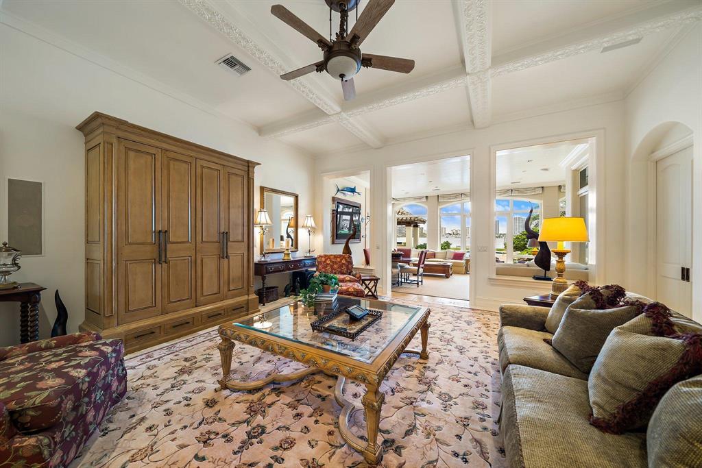 SEMINOLE BEACH - Residential